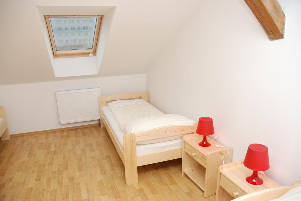 In Vino Bed & Breakfast Pohořelice Buitenkant foto